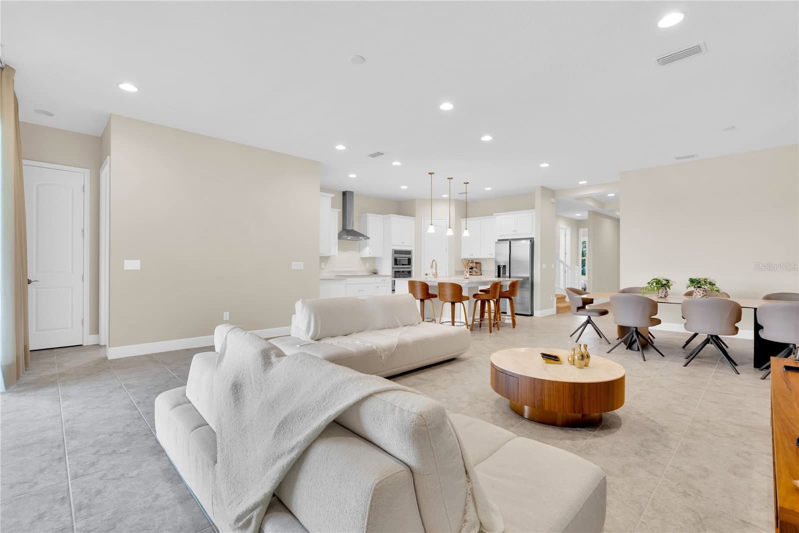 13333 OAKENSHAW