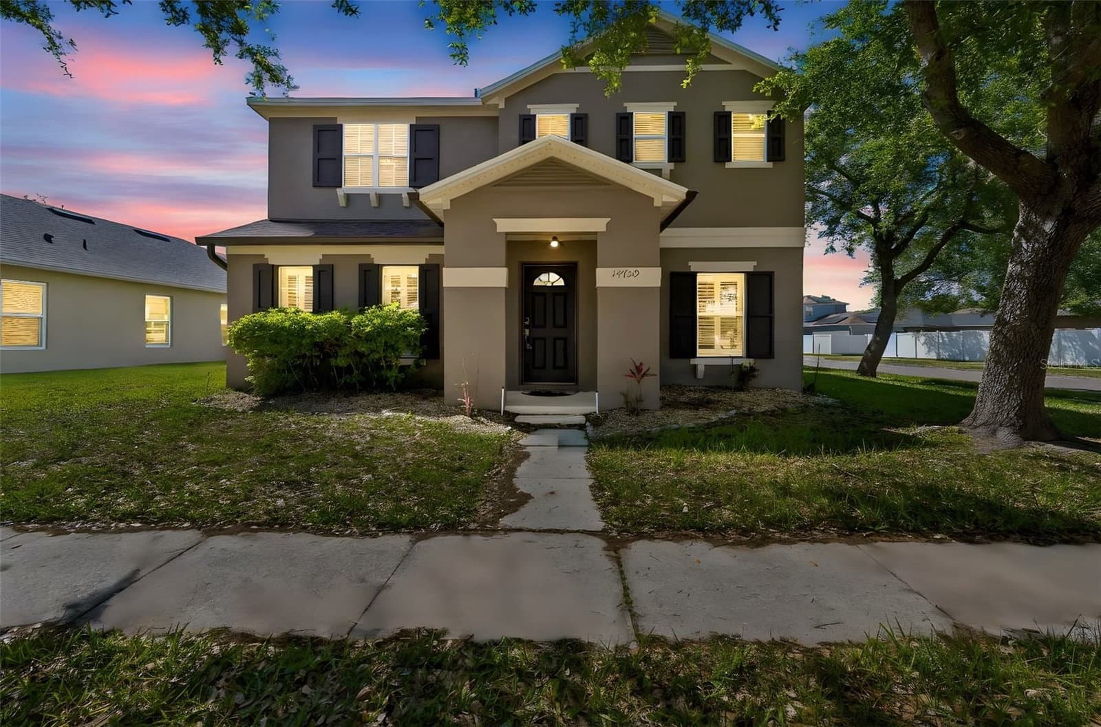 14759 ROYAL POINCIANA