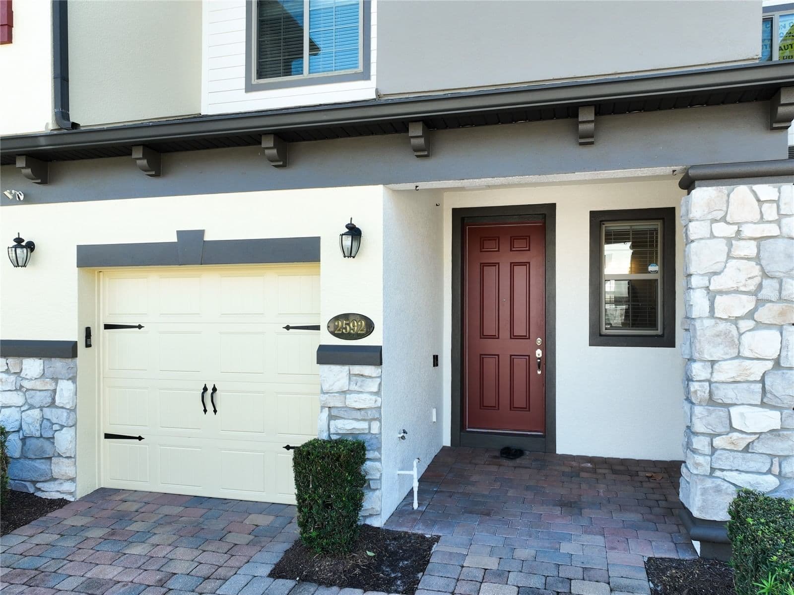 2592 ECON LANDING