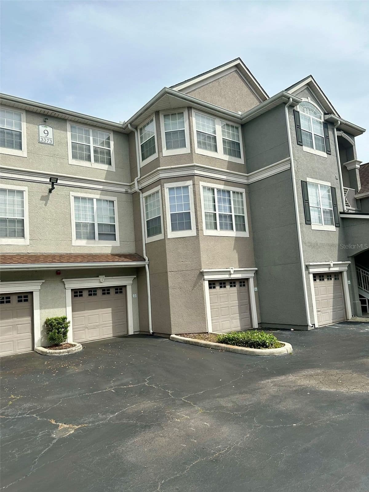3373 KIRKMAN