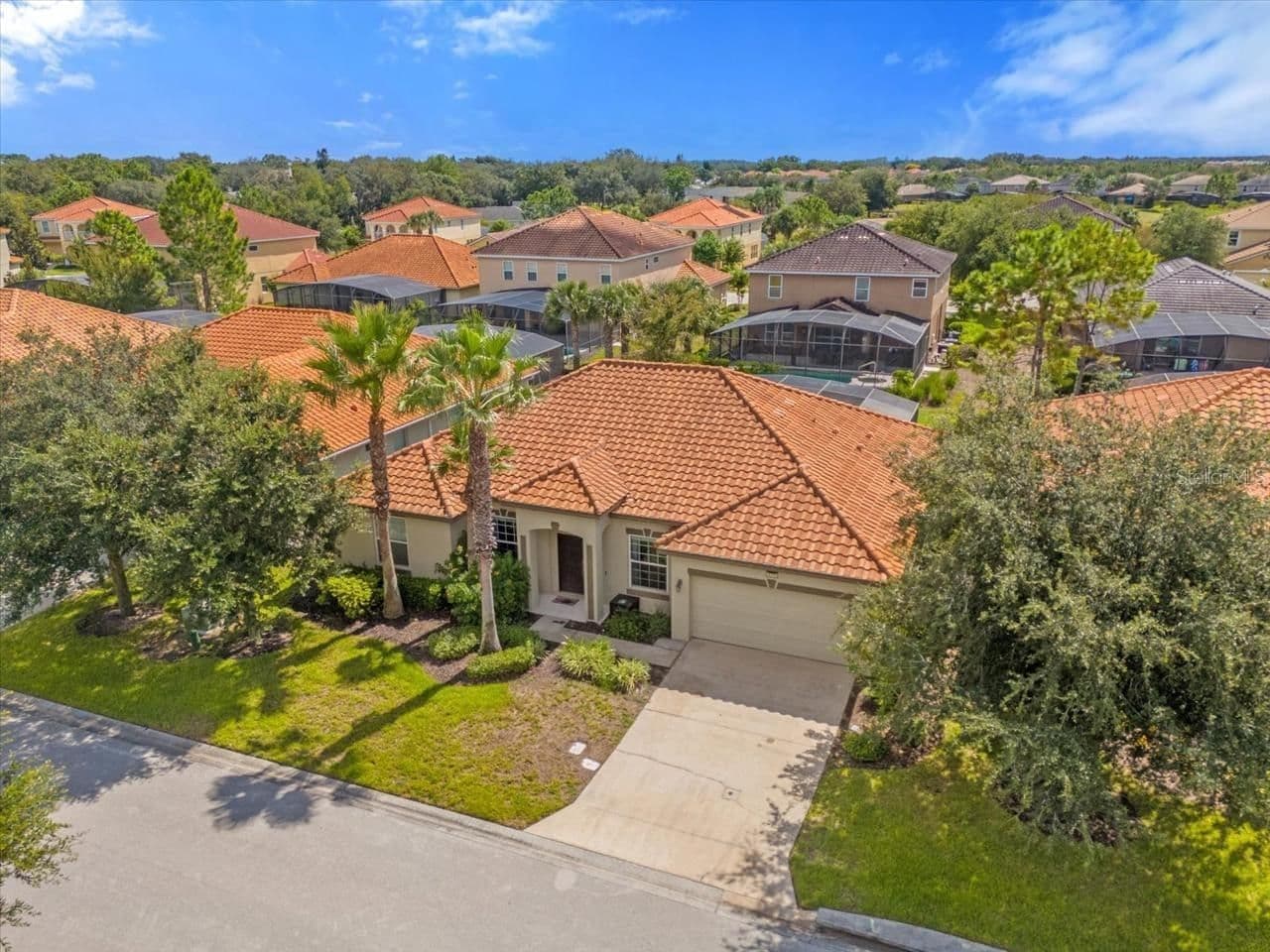 4072 OAKTREE