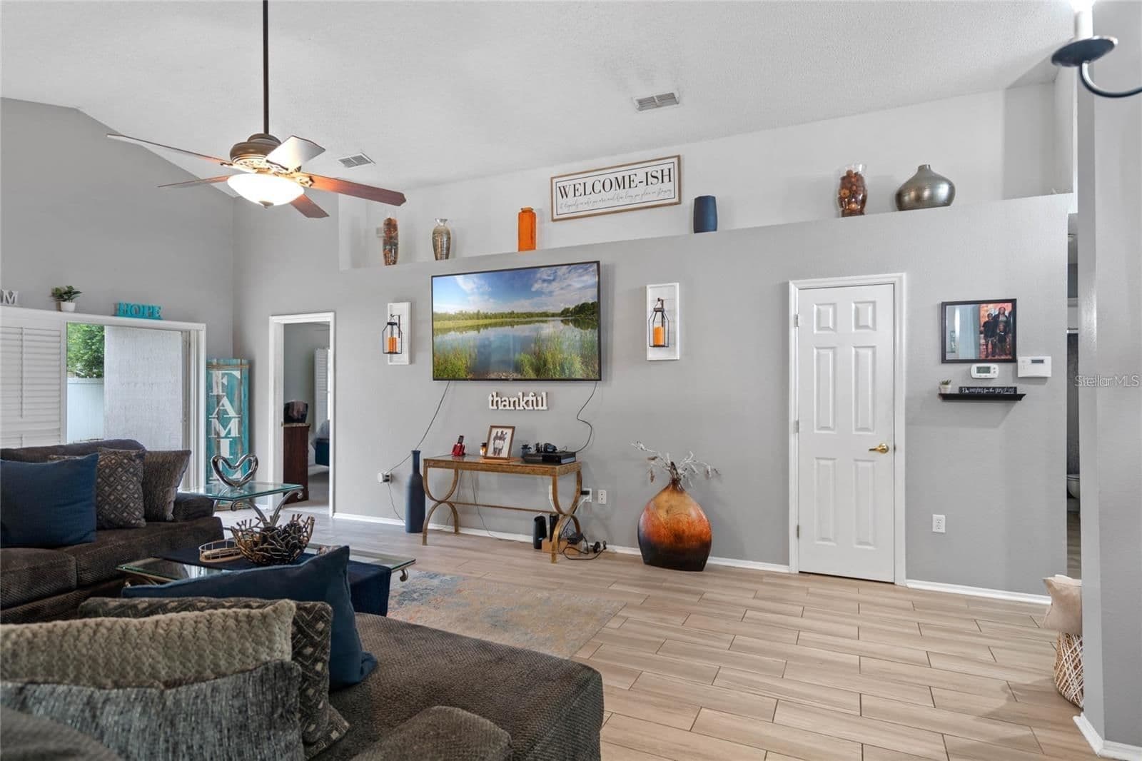 541 HEATHER GLEN DR
