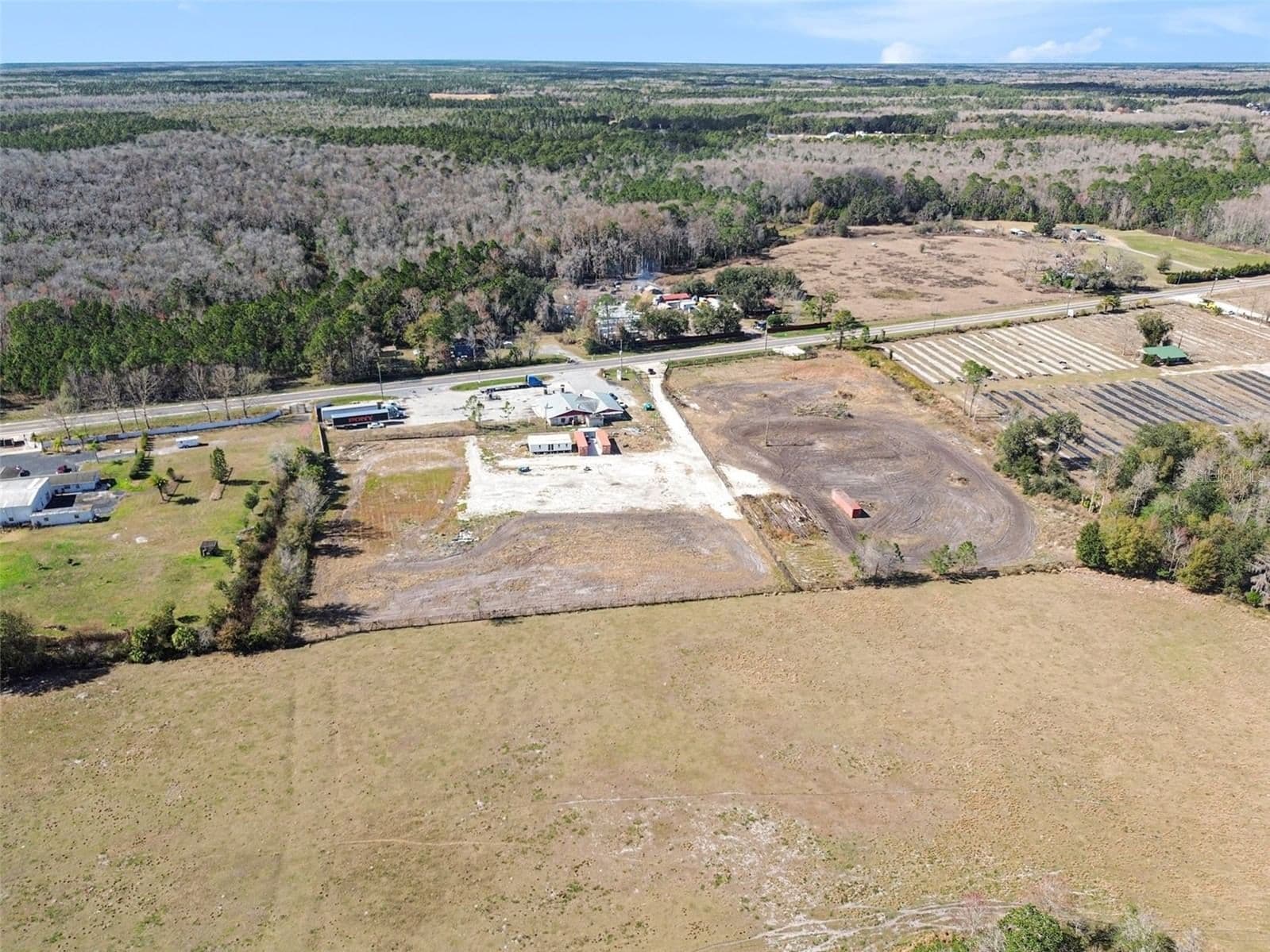Photo 5 of 3824 STATE ROAD 33