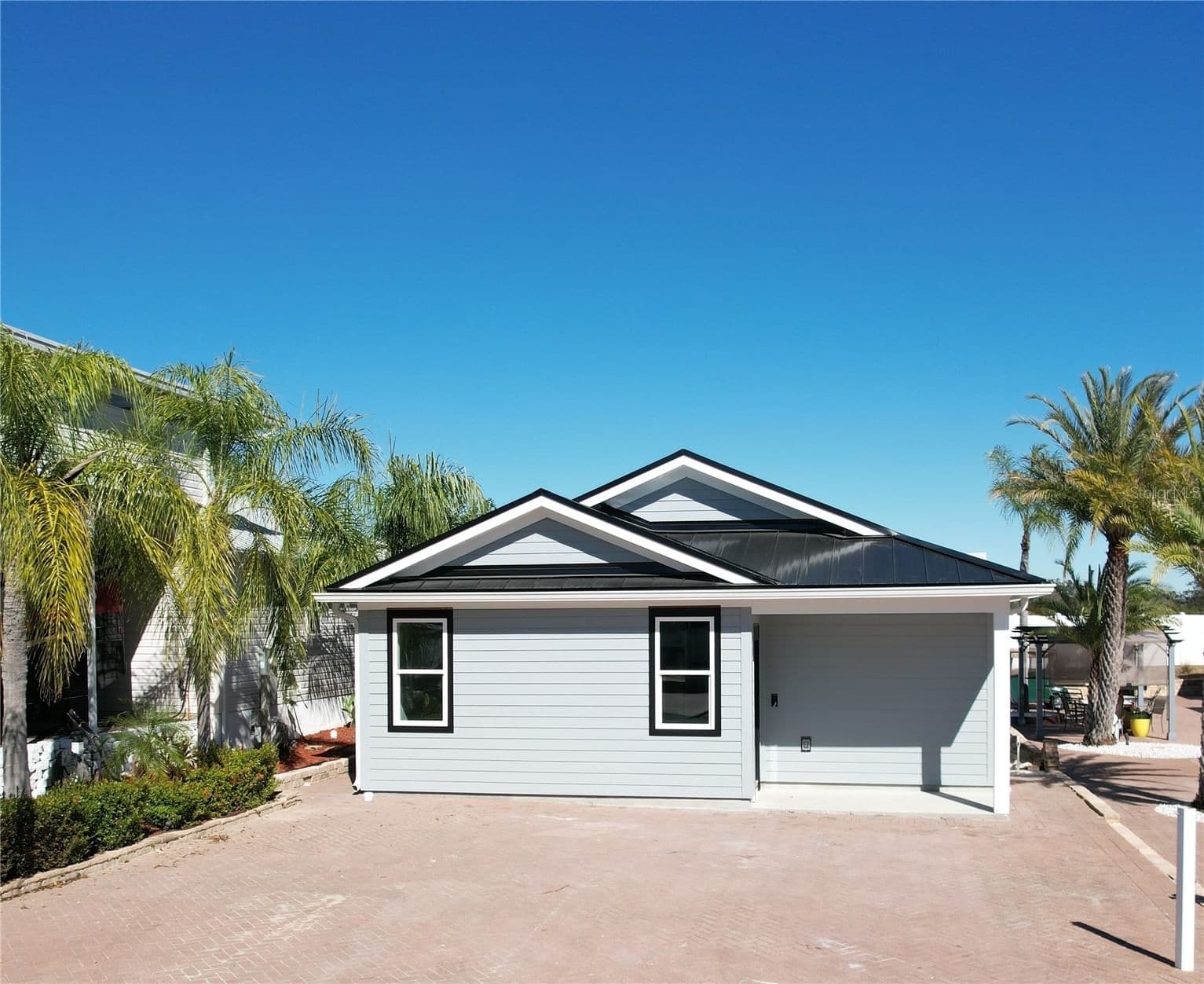 2253 ST GEORGE