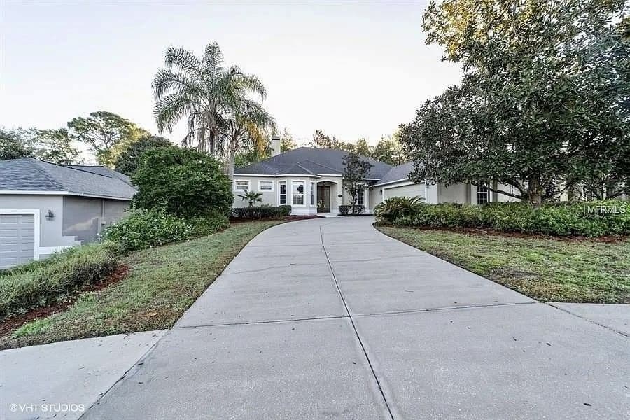 13200 WHISPER BAY