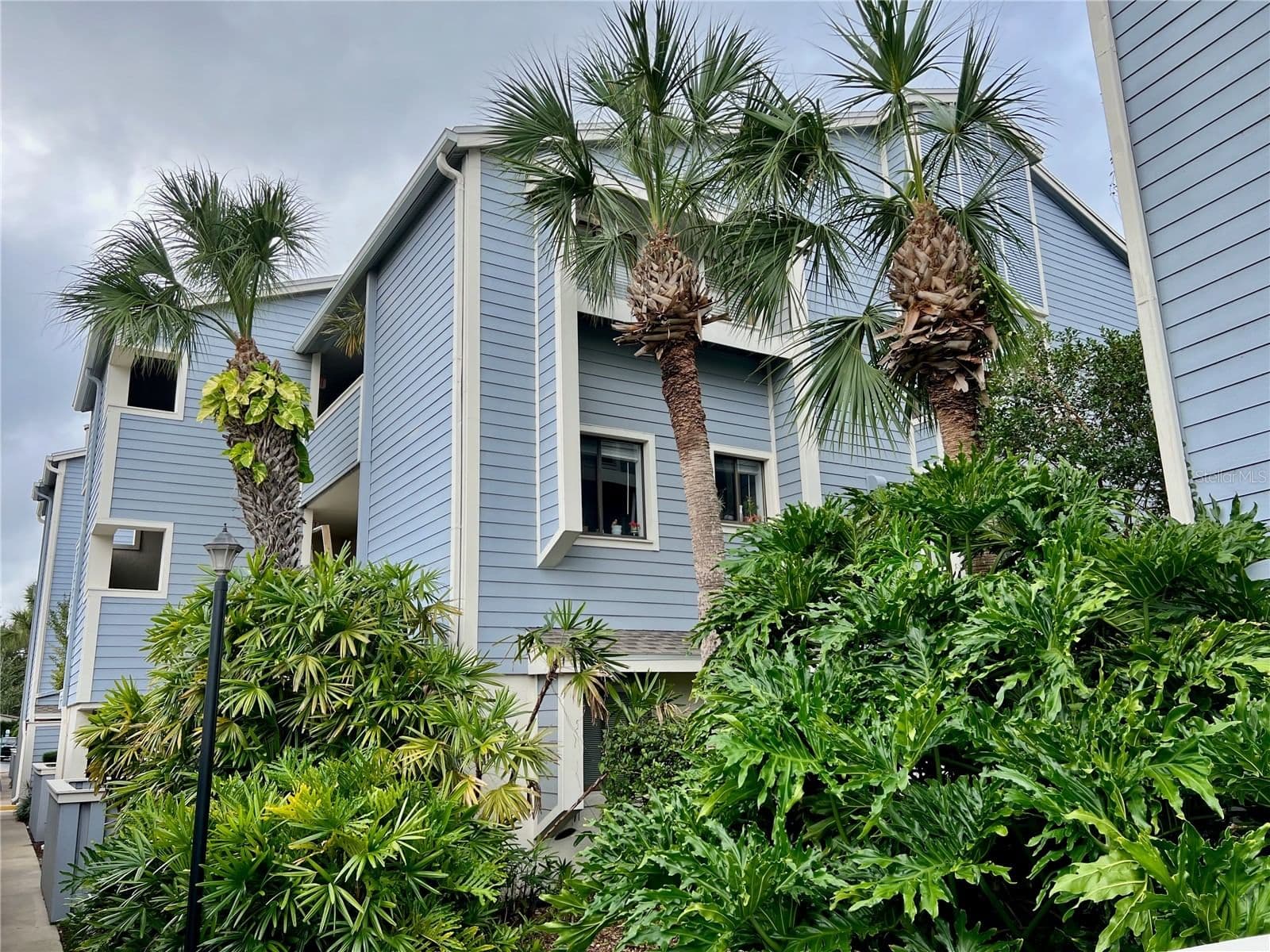 4101 FAIRVIEW VISTA