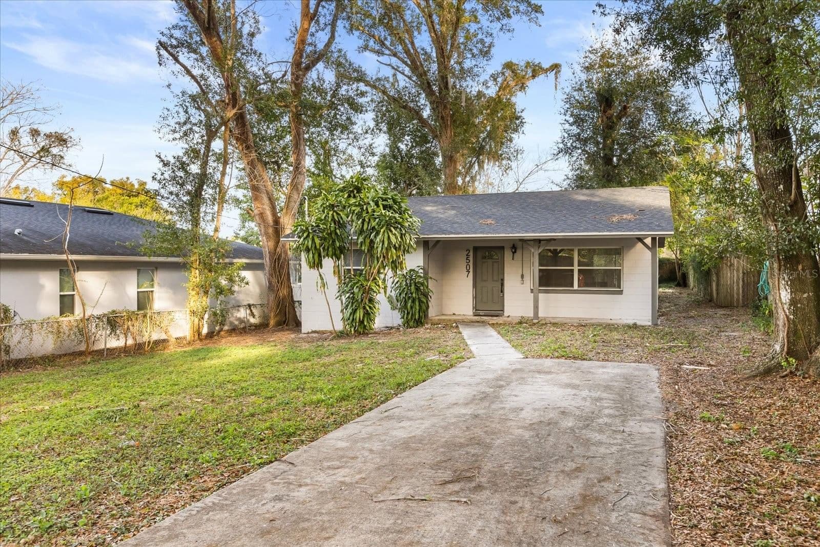 2507 NEWBERRY