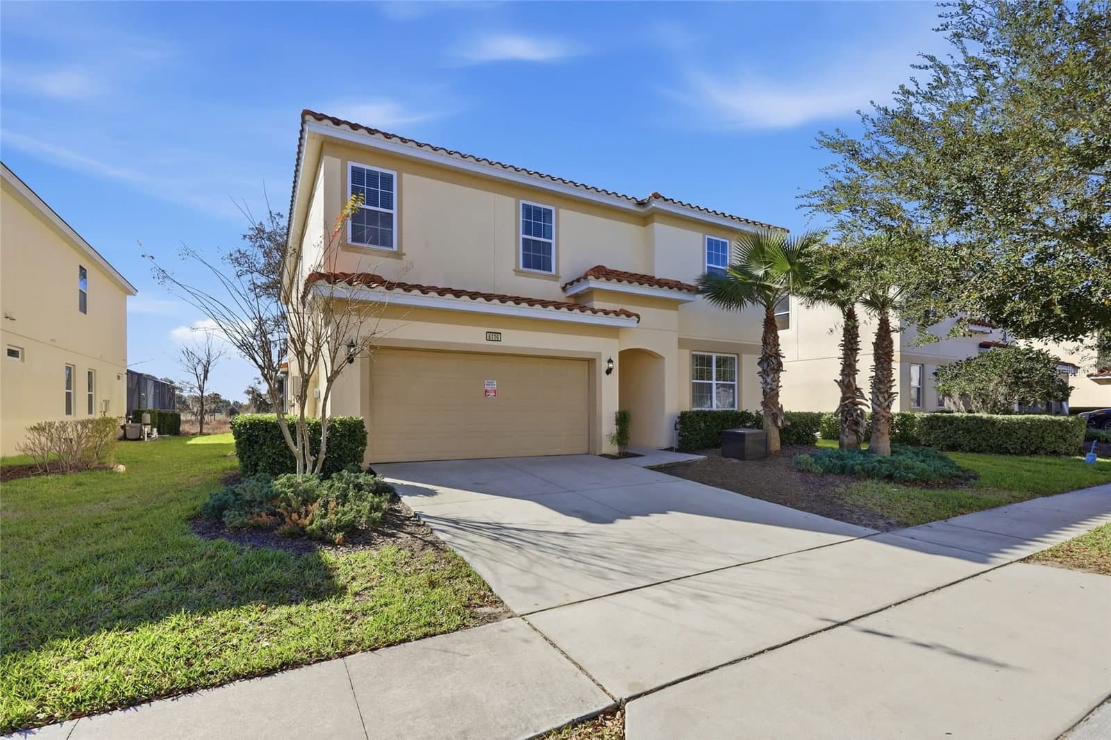 6116 BROAD OAK