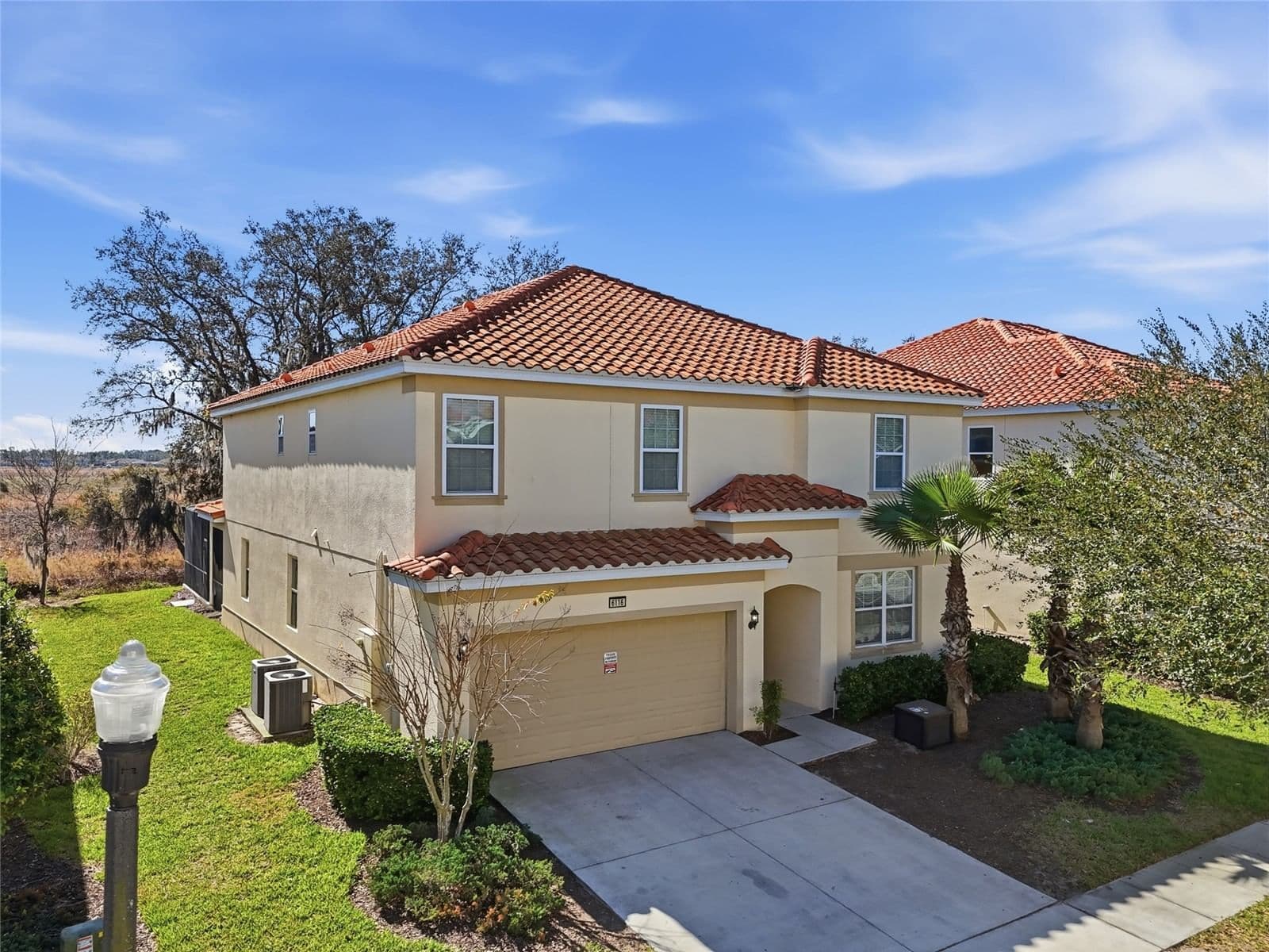 6116 BROAD OAK