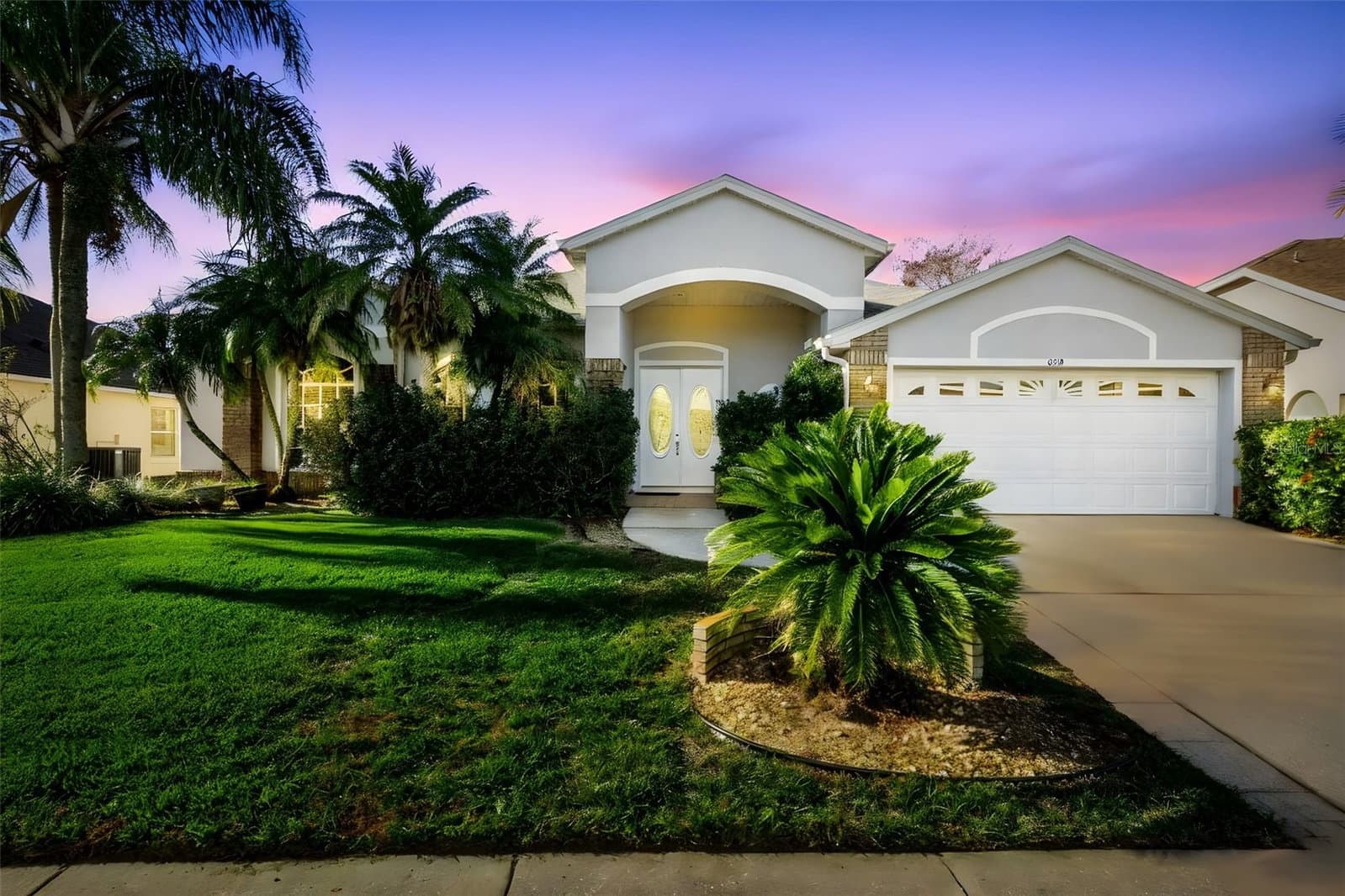 639 LAKEHAVEN