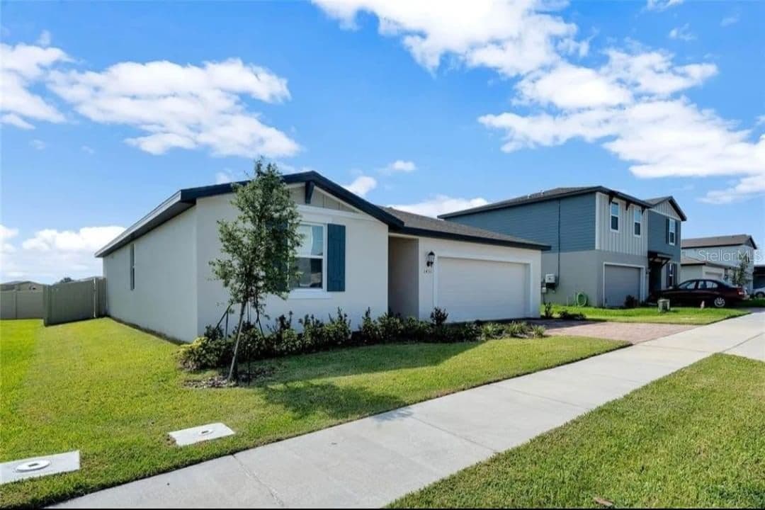 1431 SAGUARO STREET