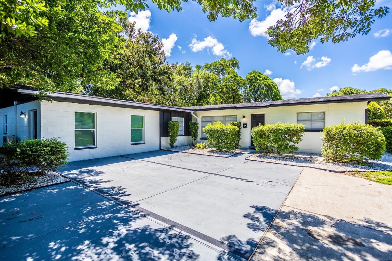 1213 CORBETT