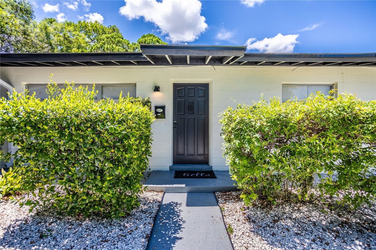 1213 CORBETT