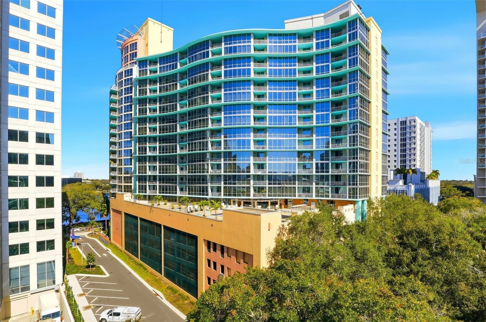 322 CENTRAL