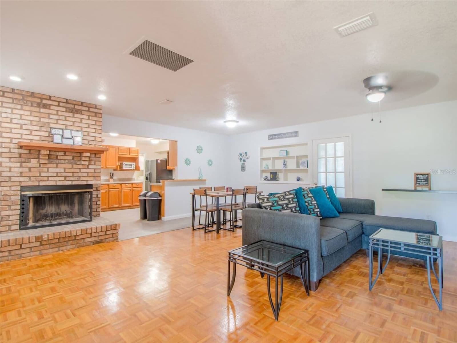 4401 LENMORE