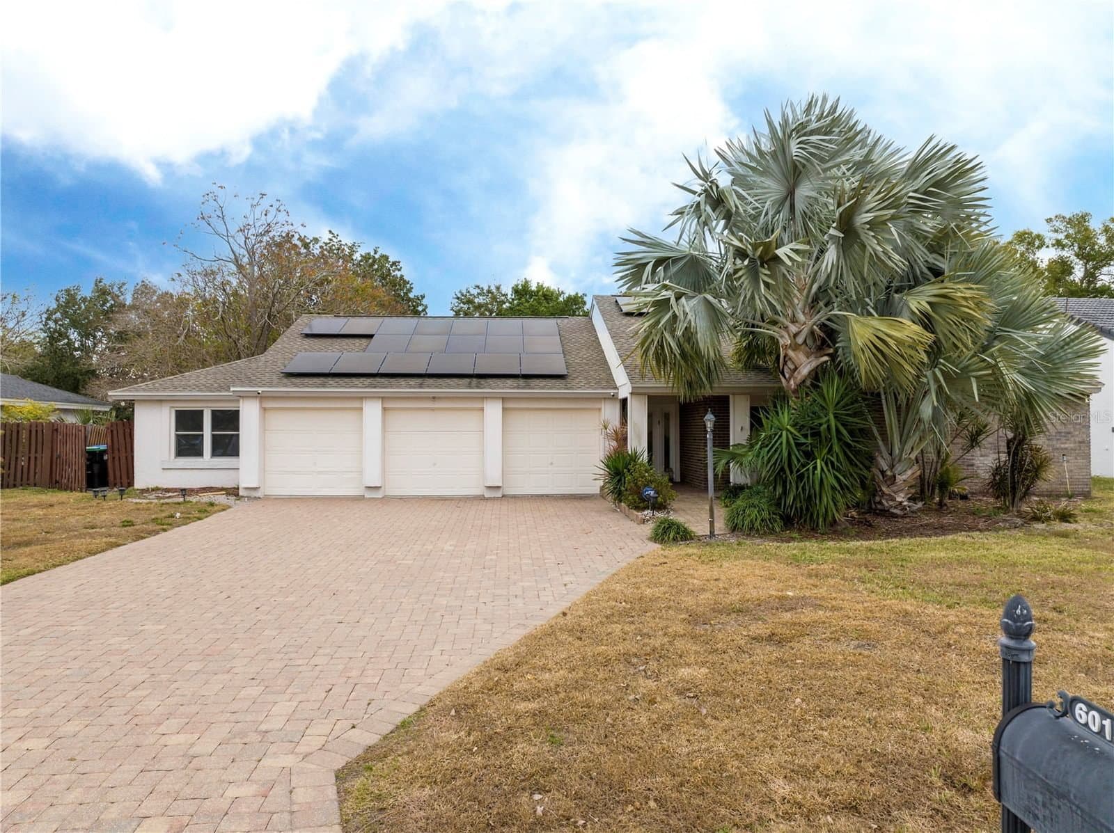 6013 CRYSTAL VIEW