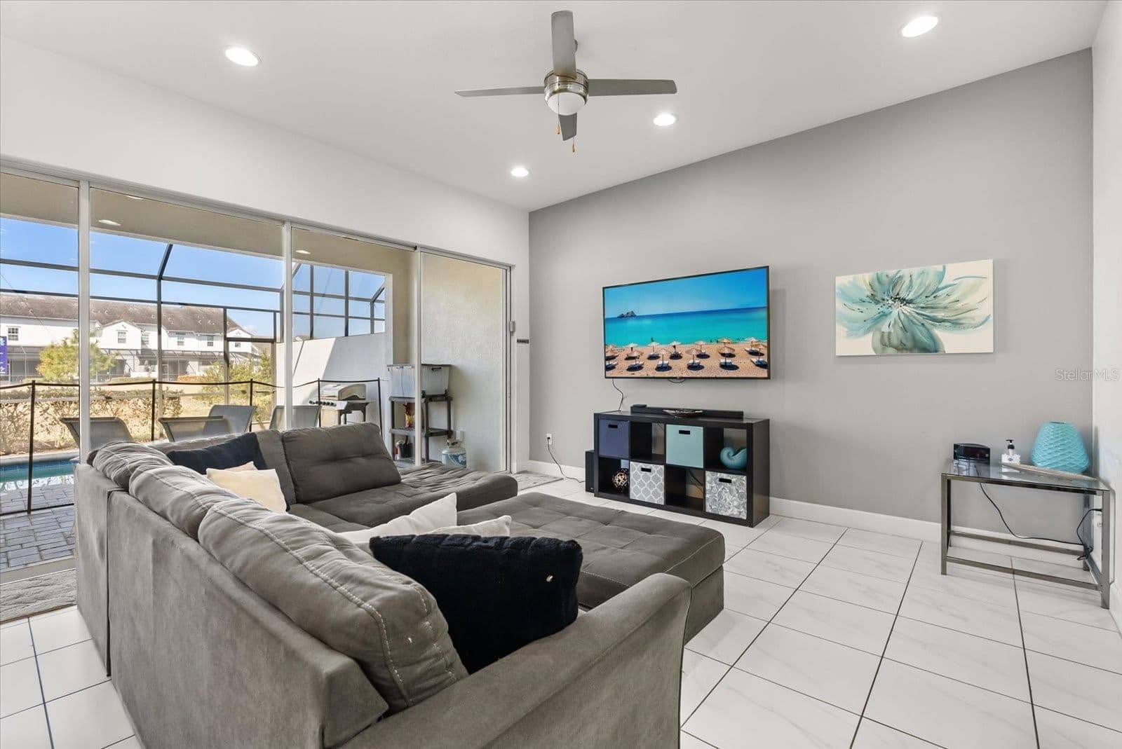 Photo 5 of 337 CAPTIVA DRIVE