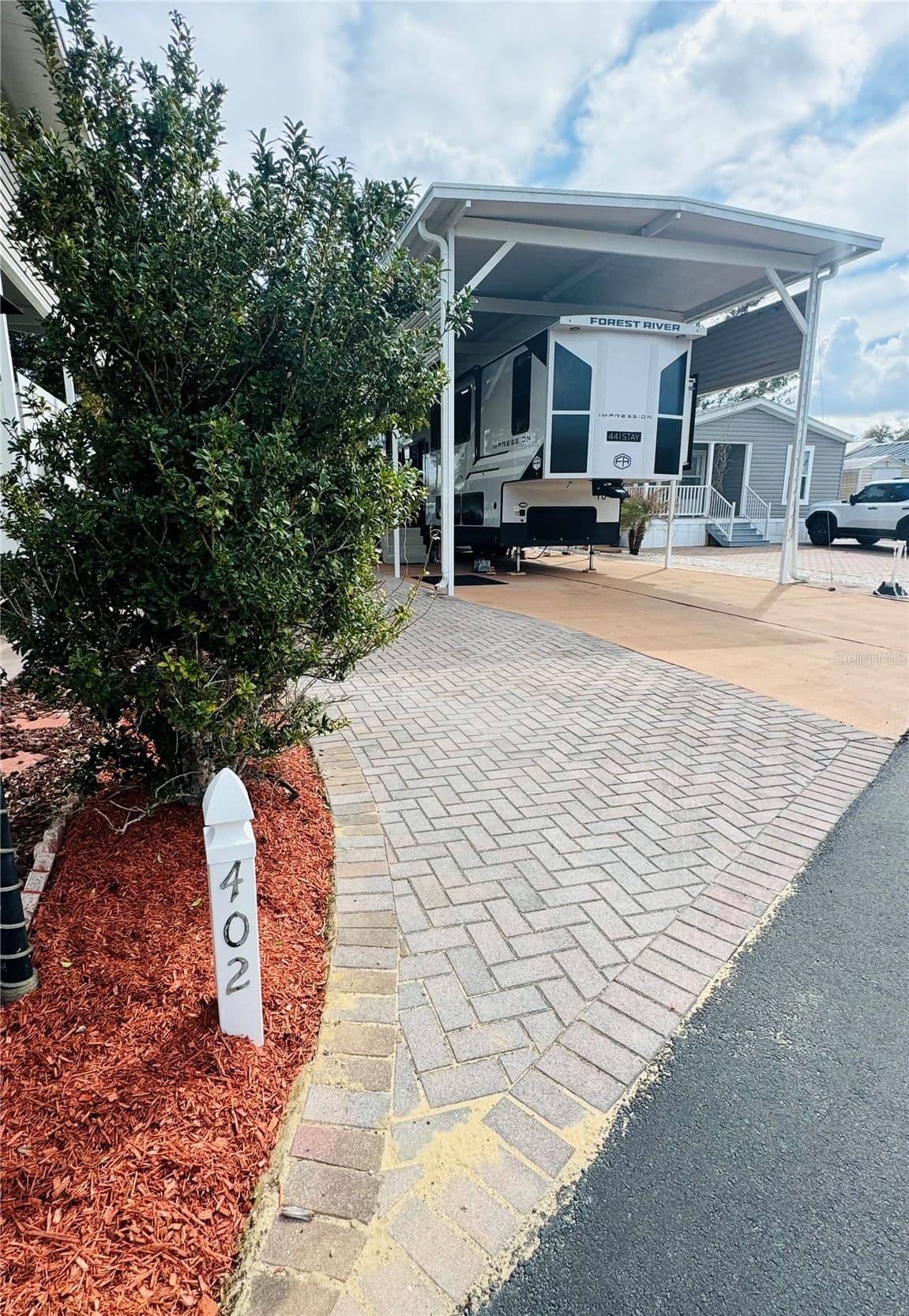 Photo 5 of 402 GOLFVIEW