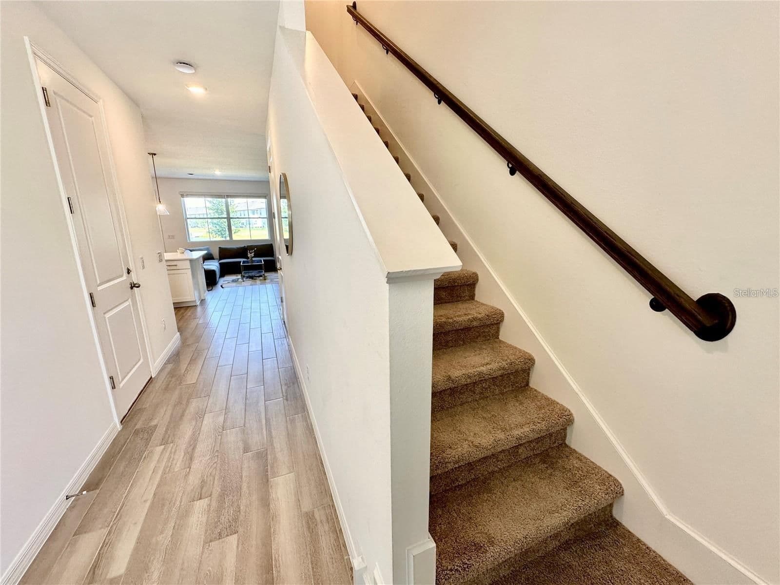 1047 PLANTATION