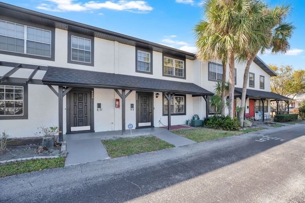 5656 ROYAL PINE