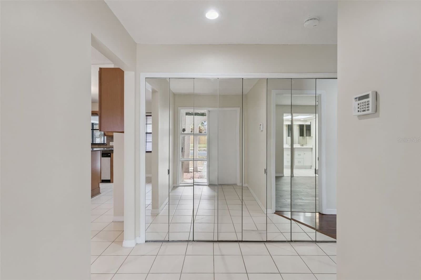 6246 SILVER GLEN