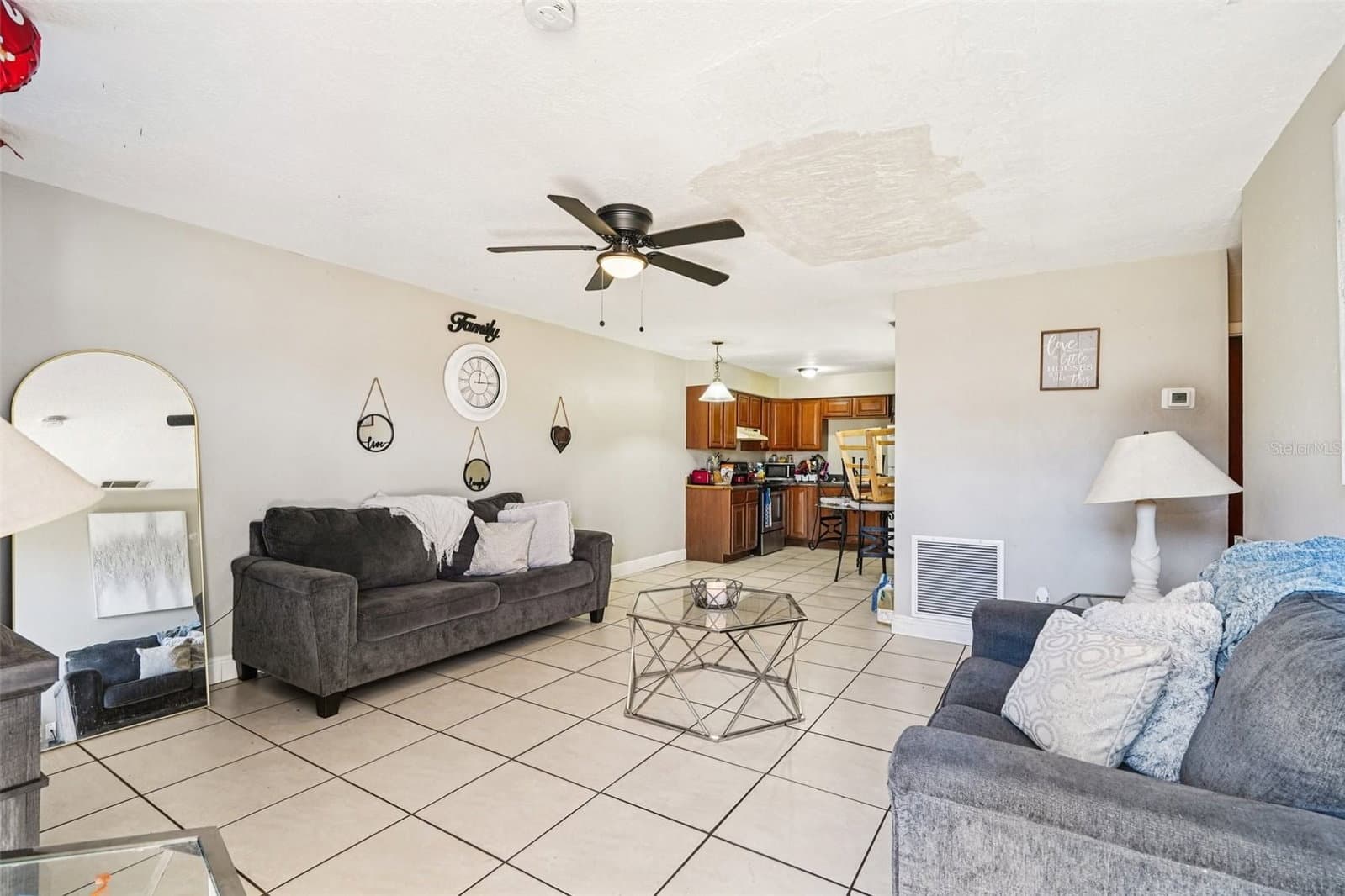 Photo 5 of 5080 31ST