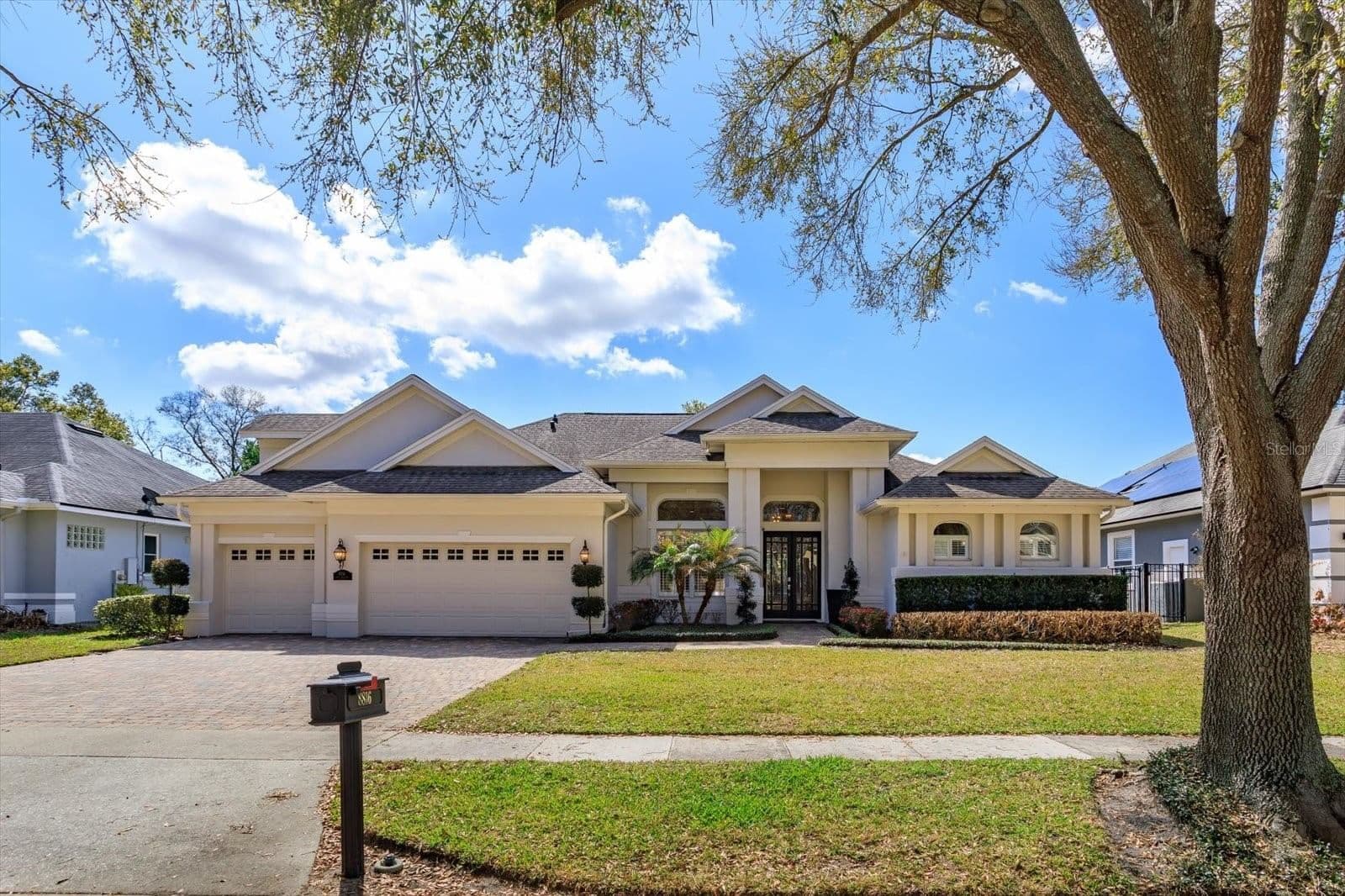8816 GREAT COVE