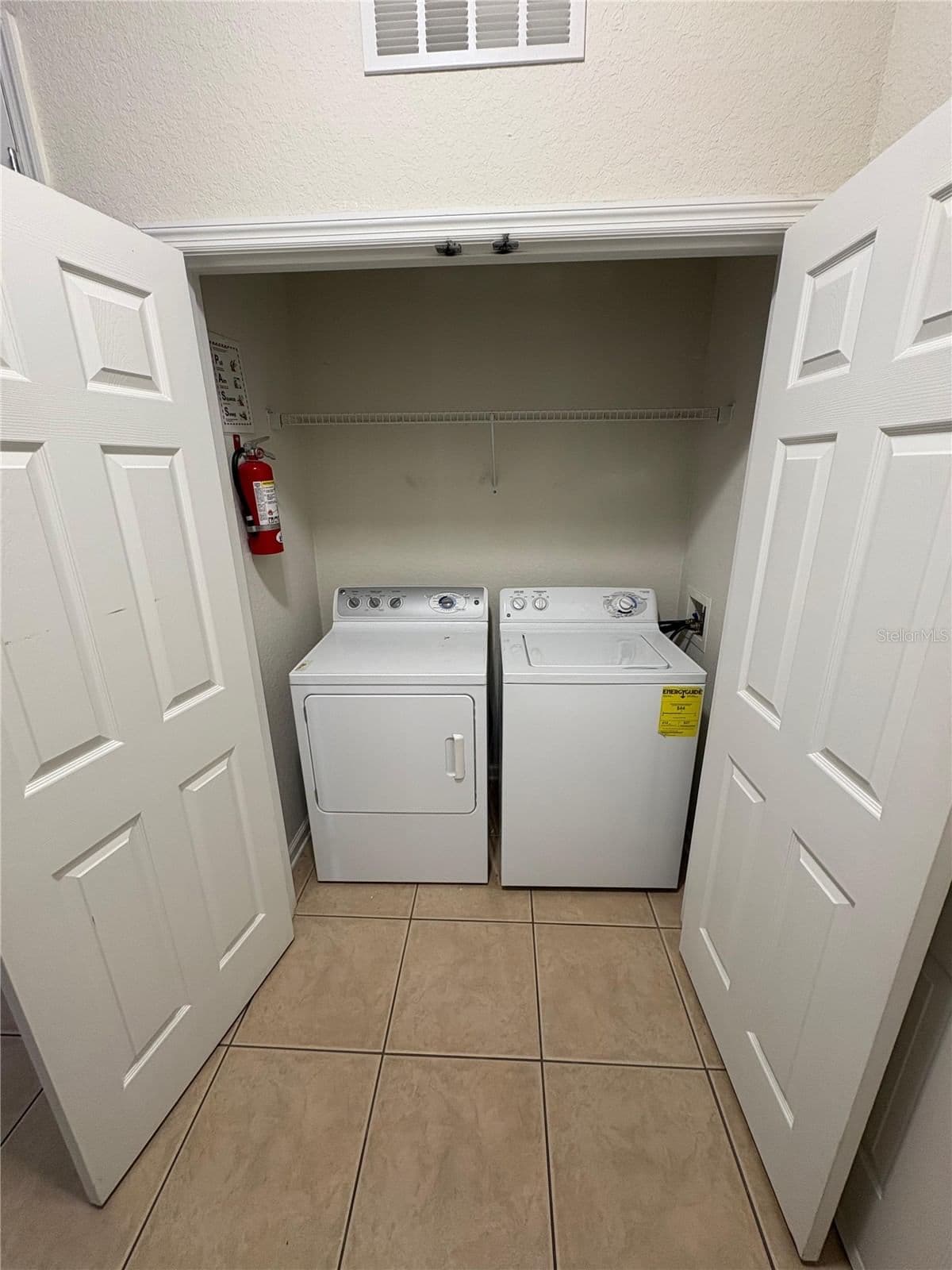 Photo 4 of 4102 BREAKVIEW