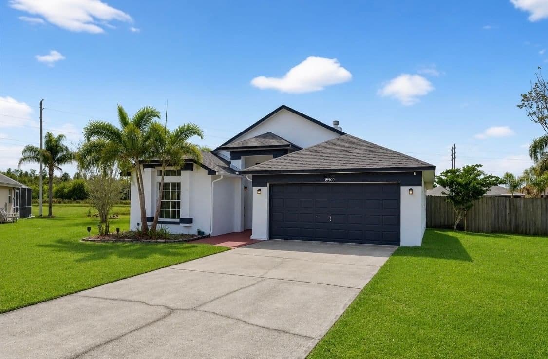 19500 GLEN ELM