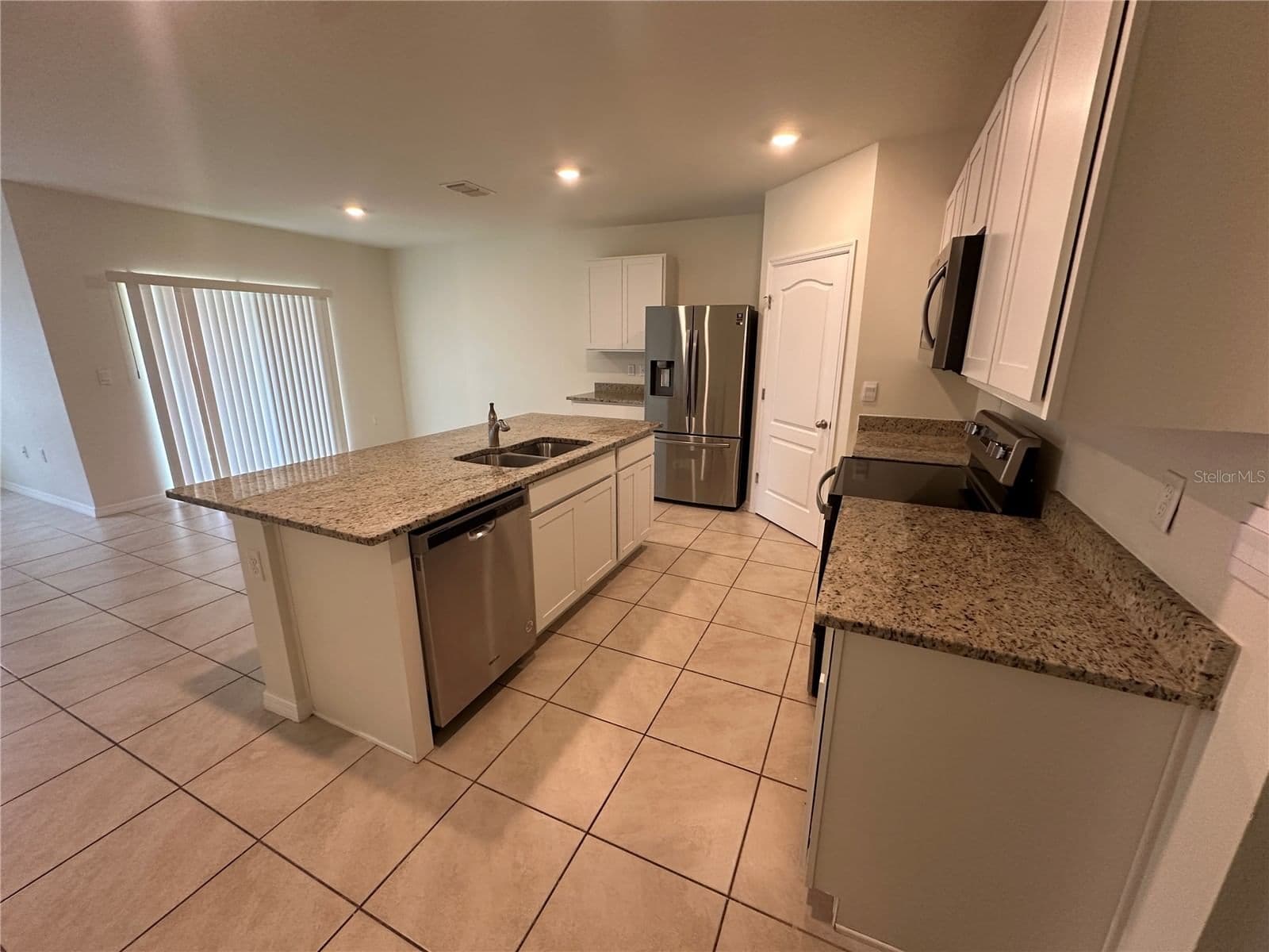 Photo 5 of 1292 SUGARWOOD