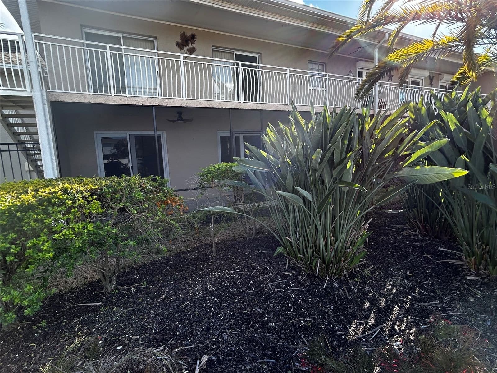 8802 BAY POINTE