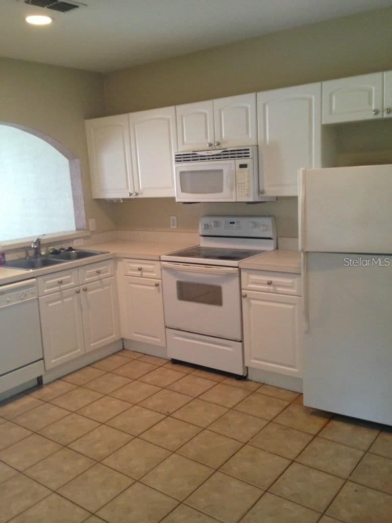 Photo 4 of 4214 PLANTATION COVE