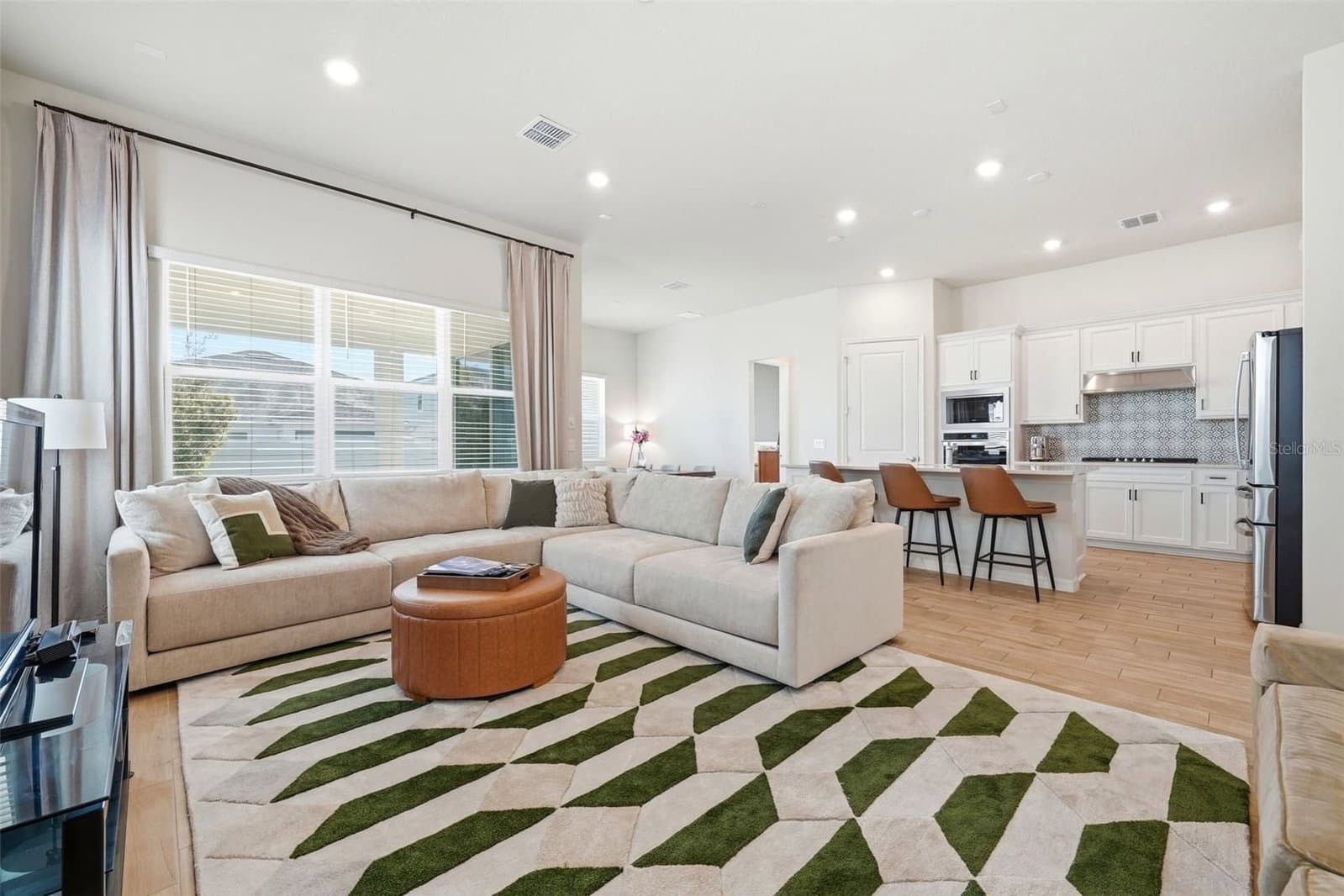 10325 PARKVIEW RESERVE