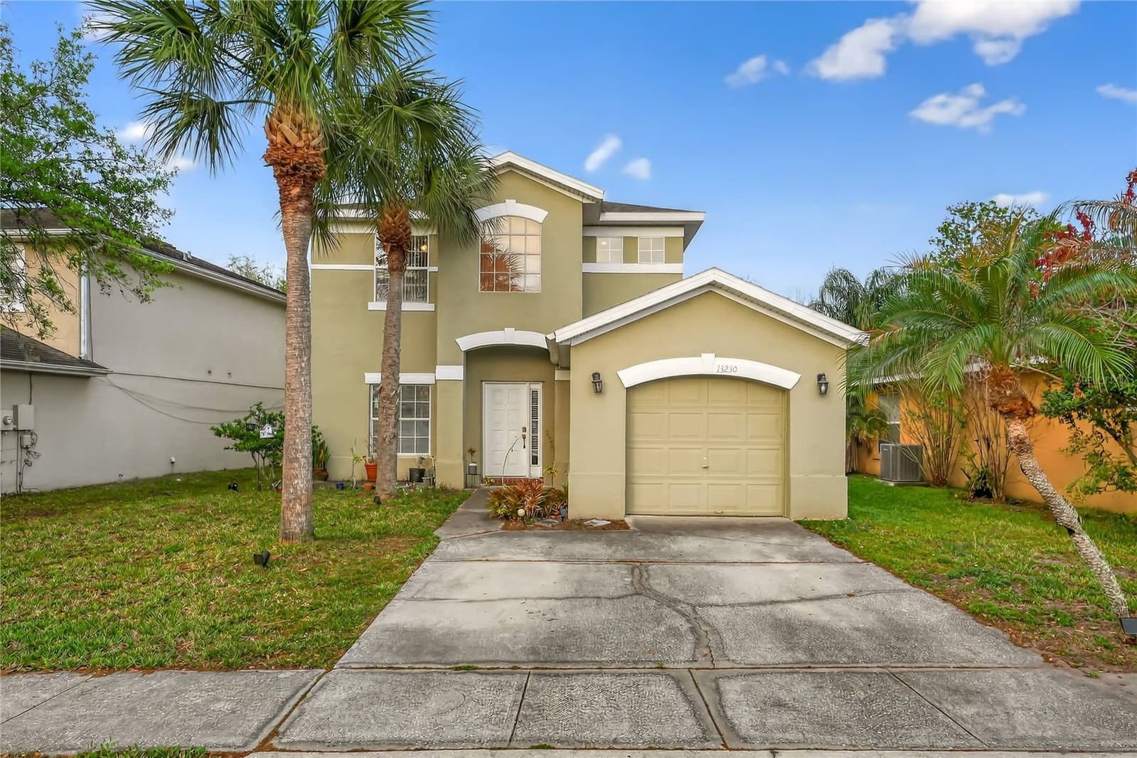 13230 MEADOWFIELD DR