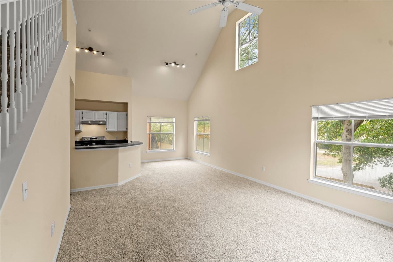 Photo 5 of 6021 WESTGATE