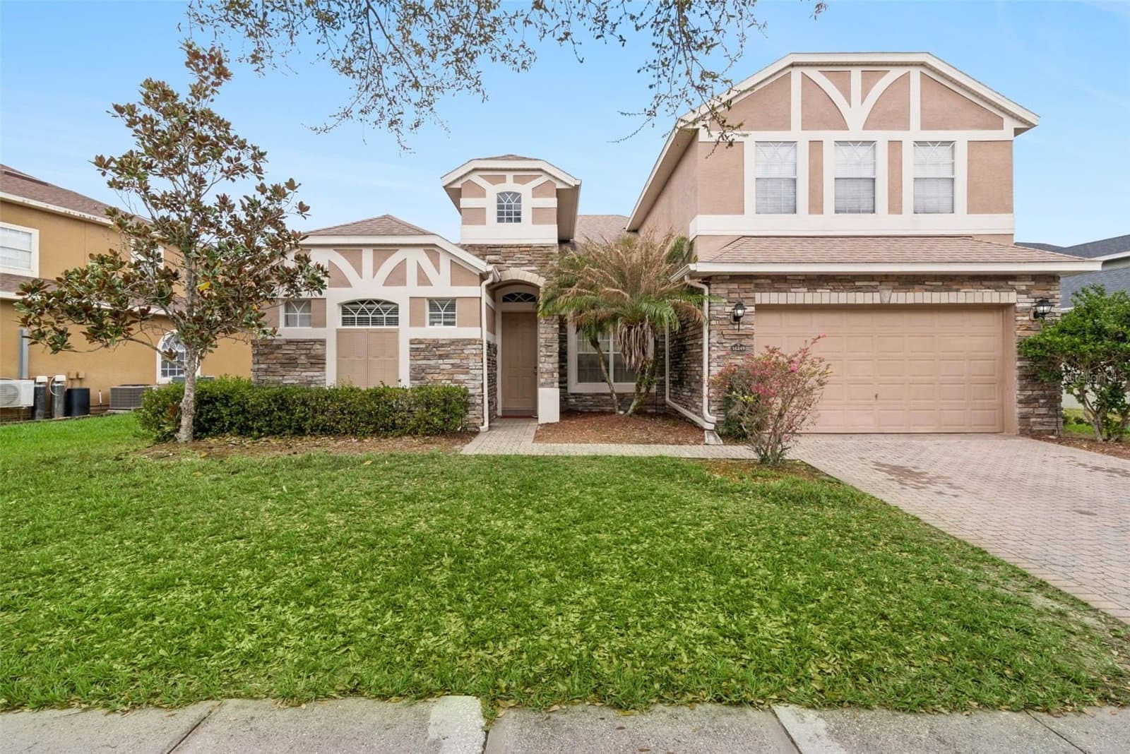 16249 TUDOR GROVE