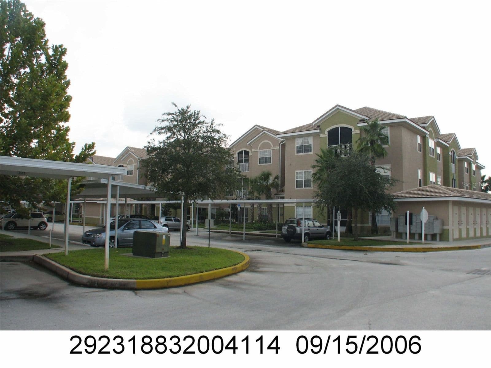 4833 CYPRESS WOODS