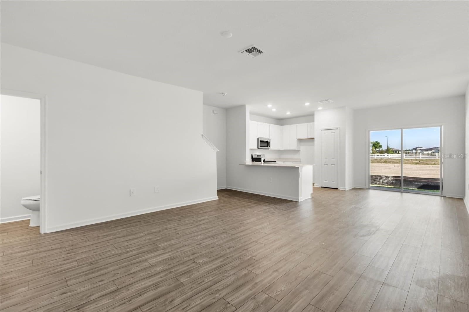 Photo 5 of 4915 81ST