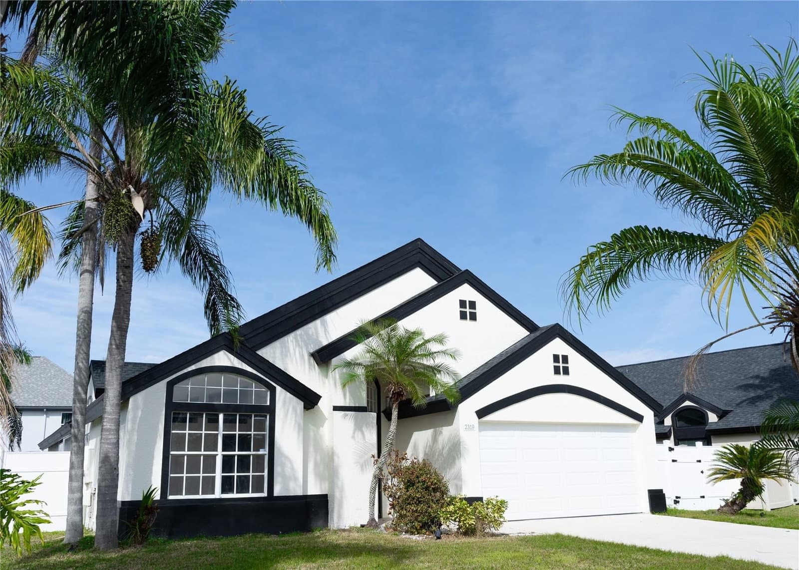 2319 ISLAND CLUB