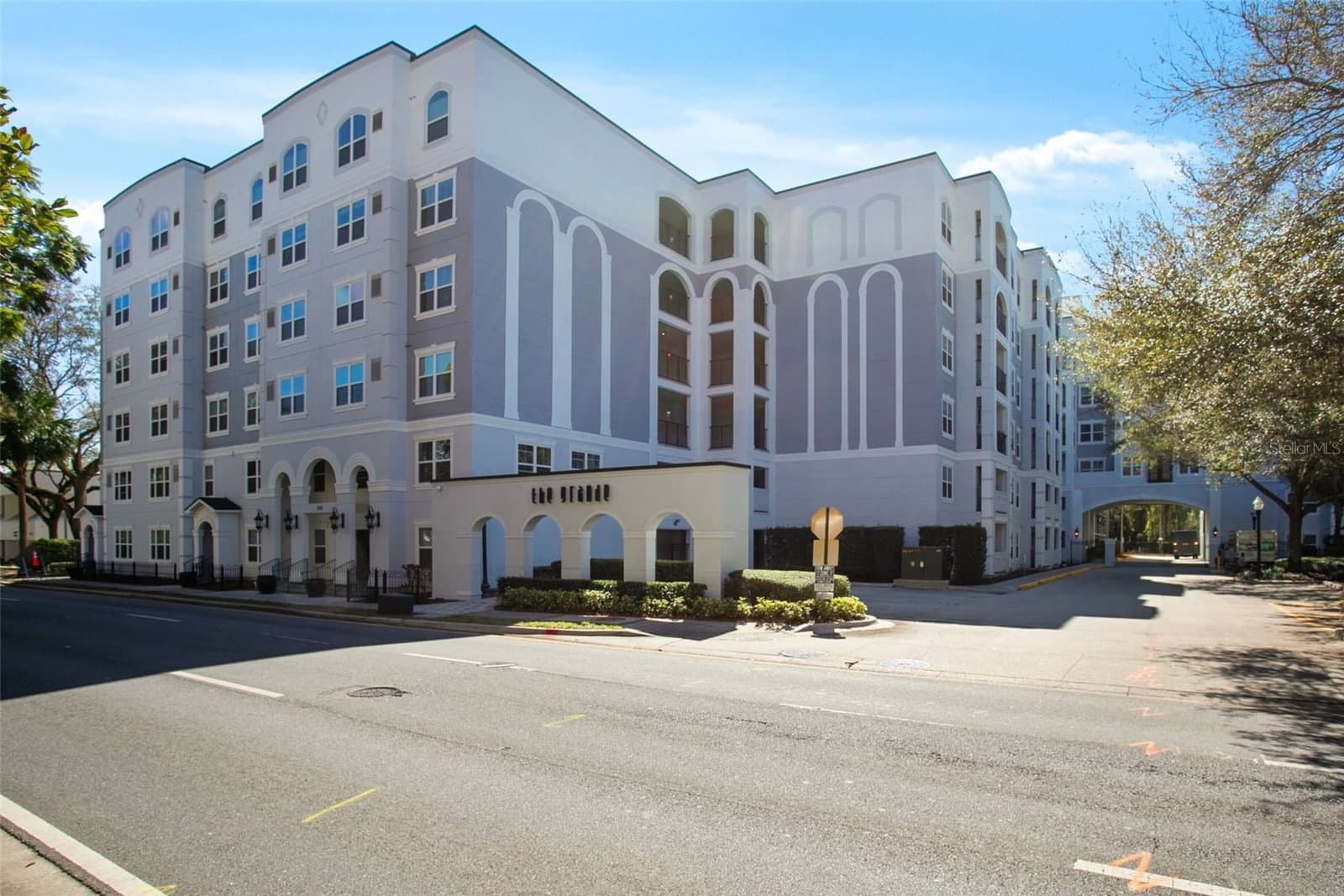 204 SOUTH