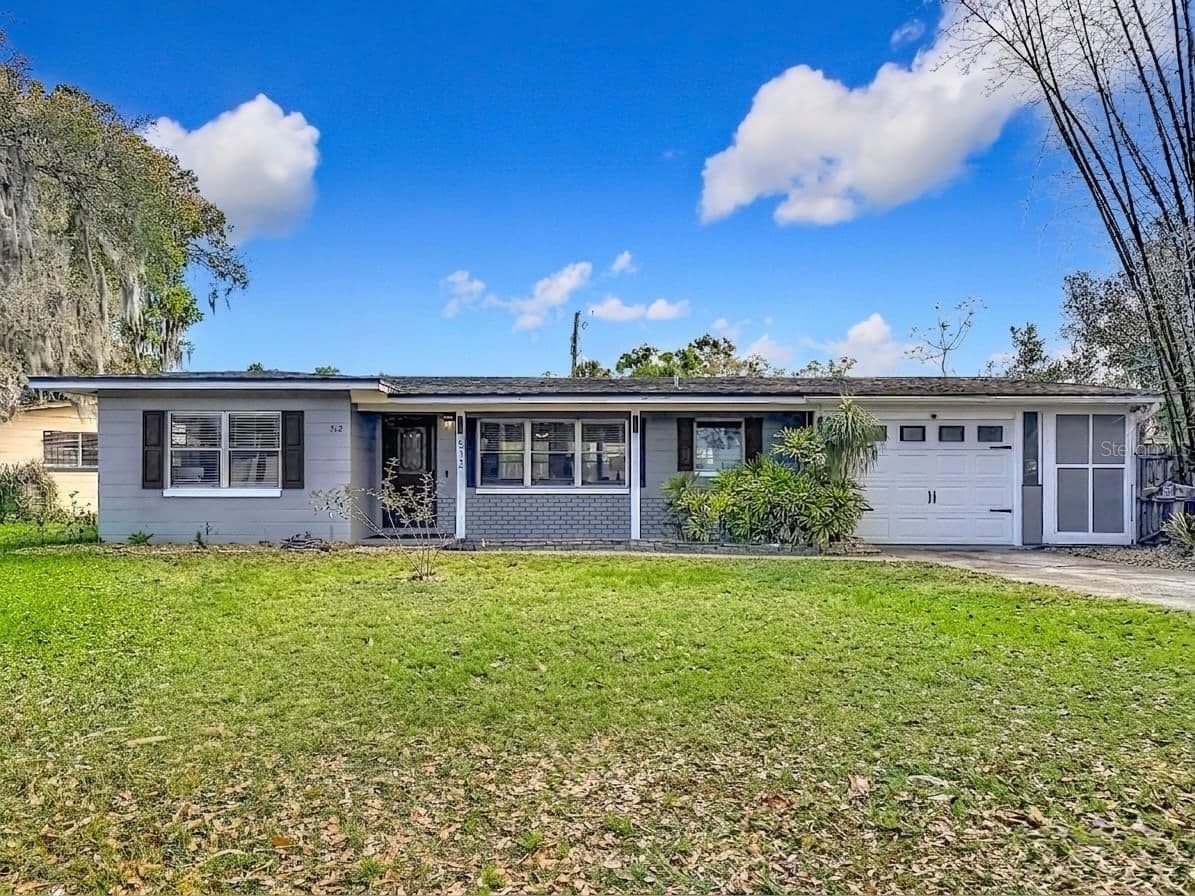 512 LAKEMONT