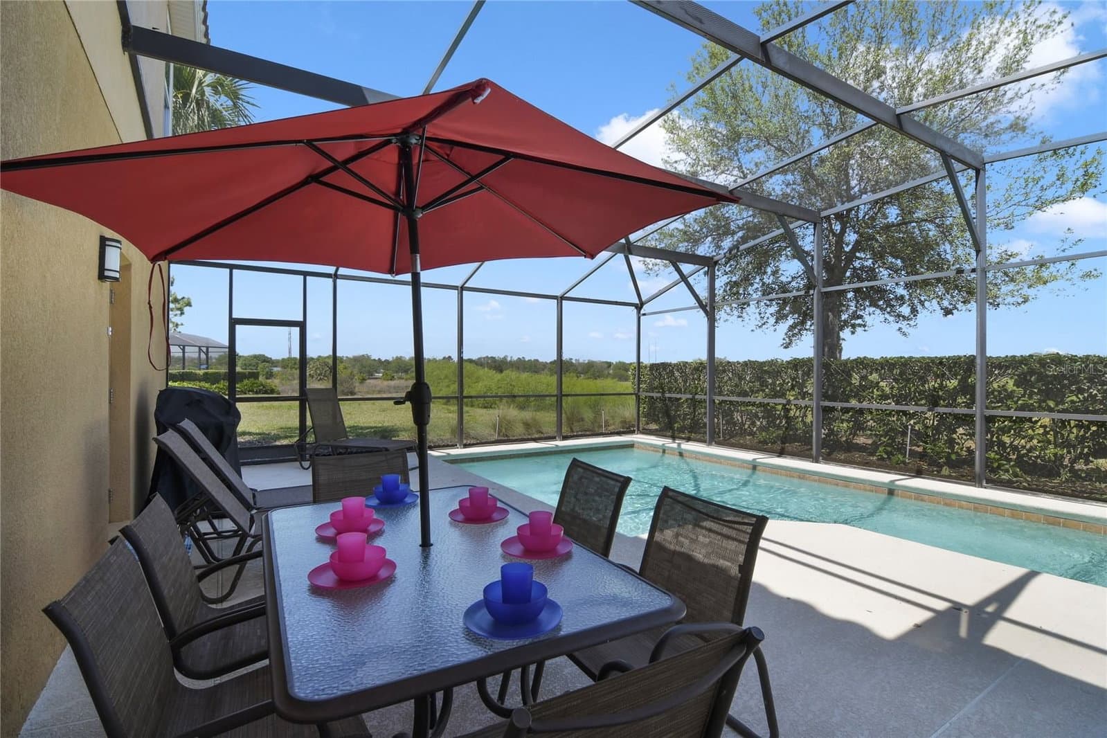 4115 OAKTREE
