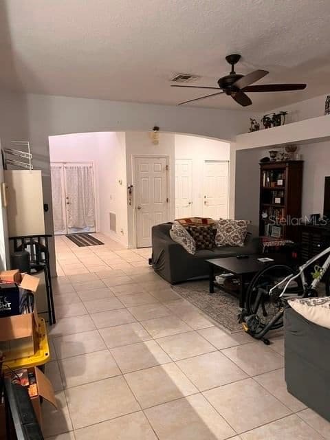 10049 SAVANNAH BLUFF