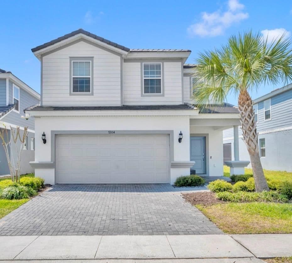 7204 OAKMOSS