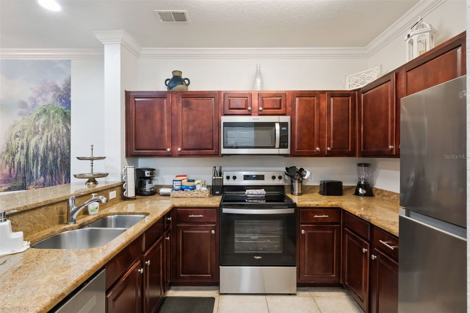 Photo 5 of 1351 TUSCAN