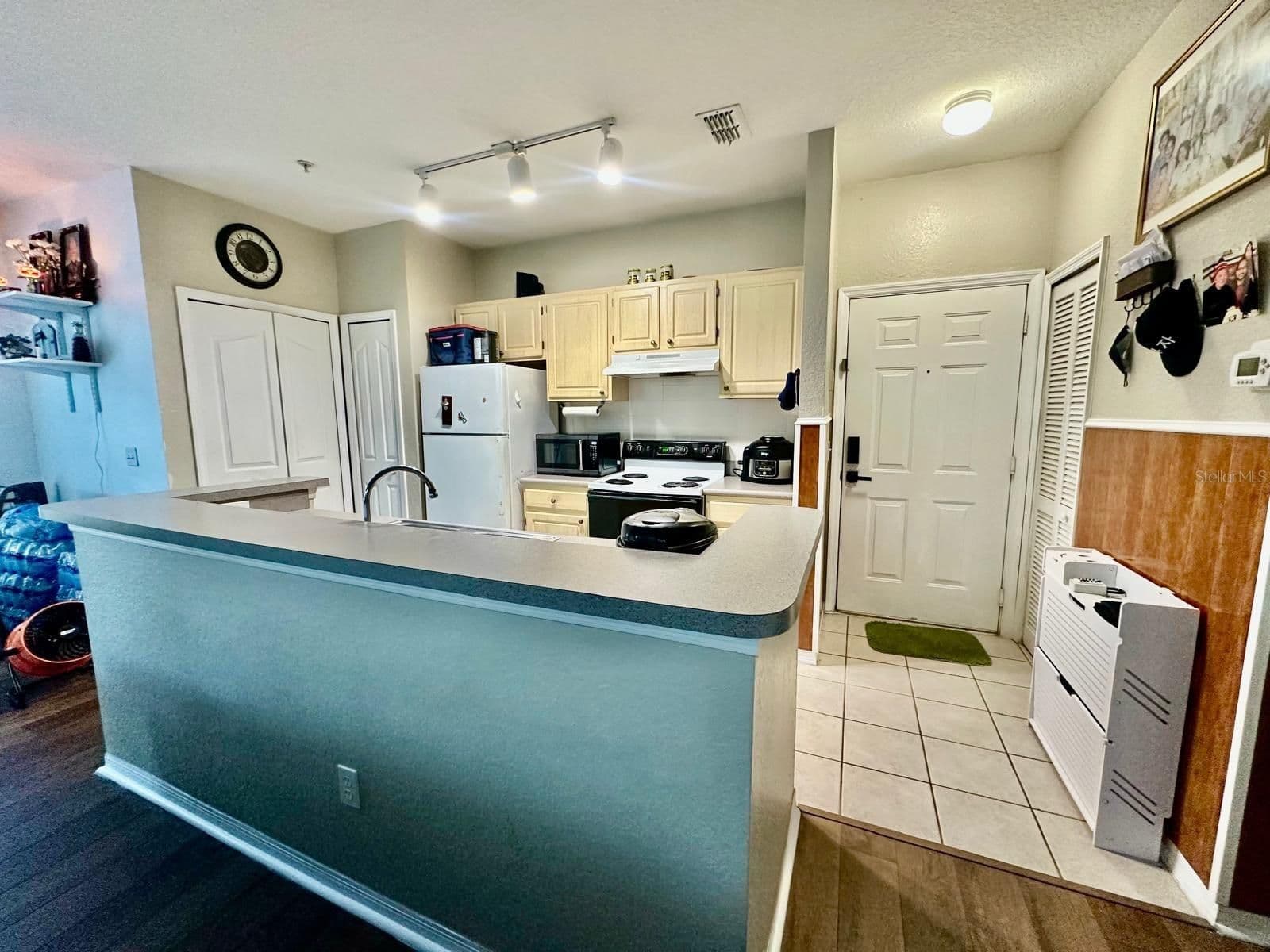 2718 MAITLAND CROSSING