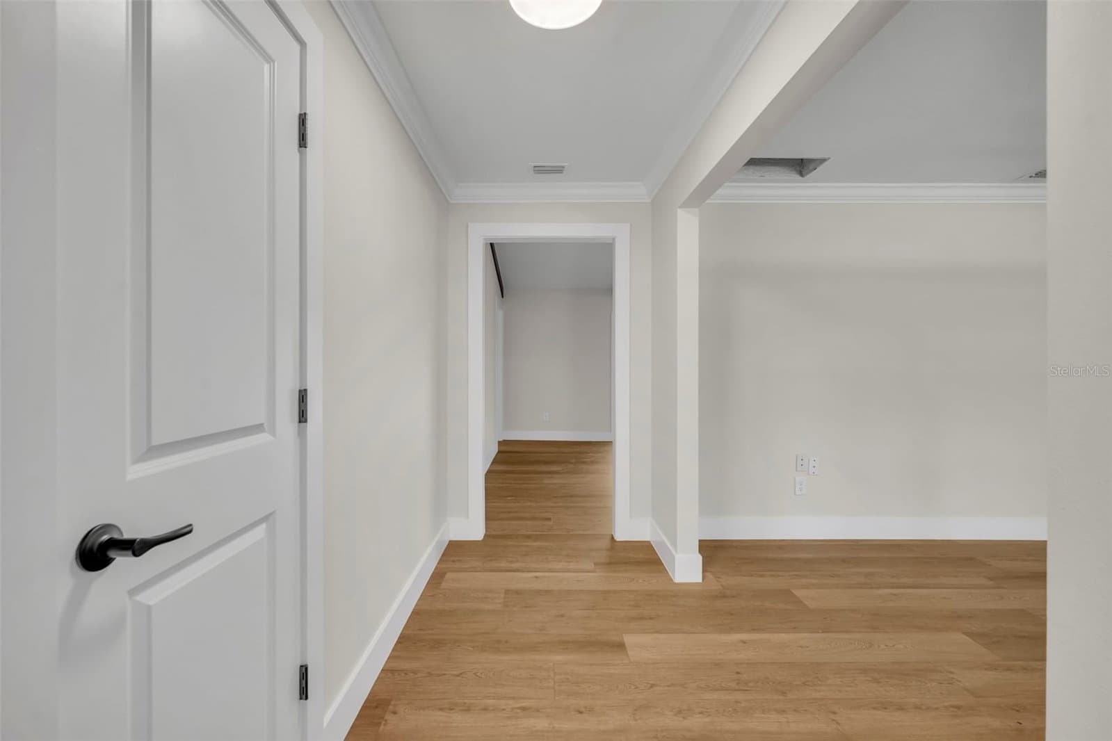 Photo 5 of 1507 GOLFSIDE