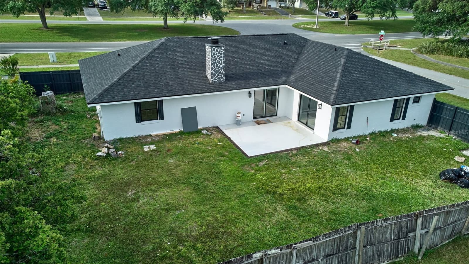 211 MARION OAKS