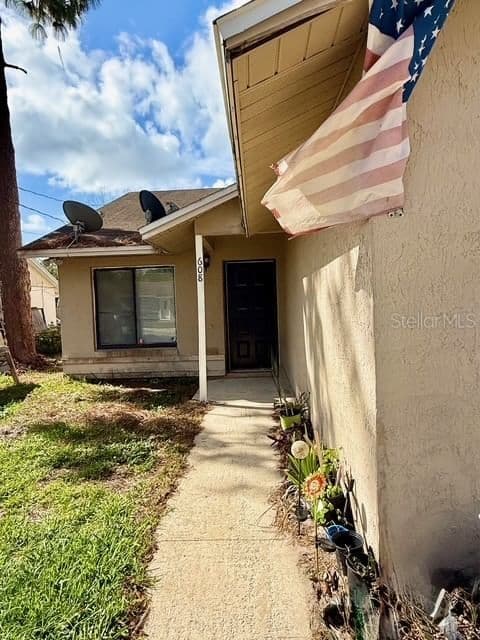 608 WARREN