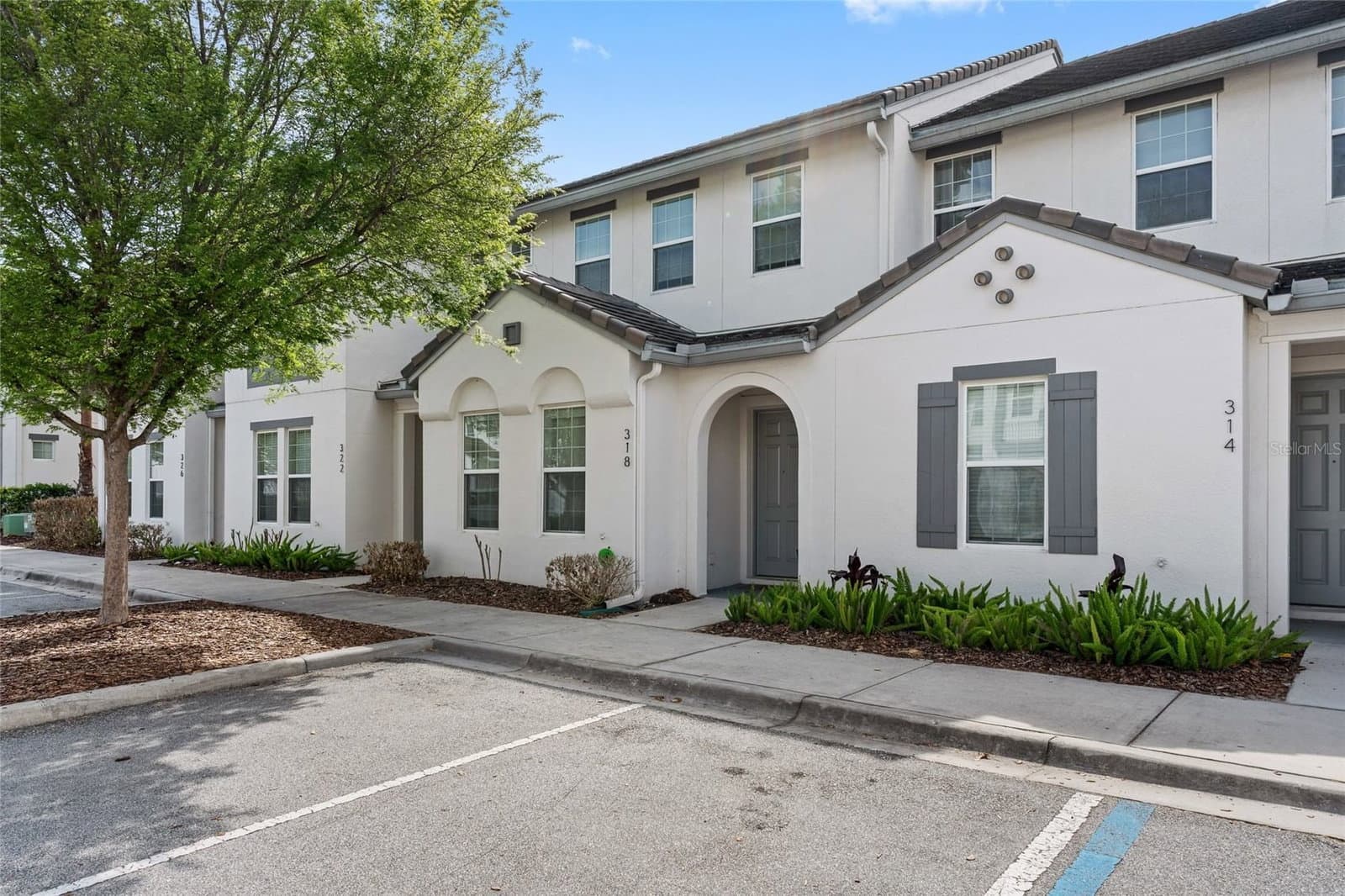 Photo 5 of 318 CAPTIVA
